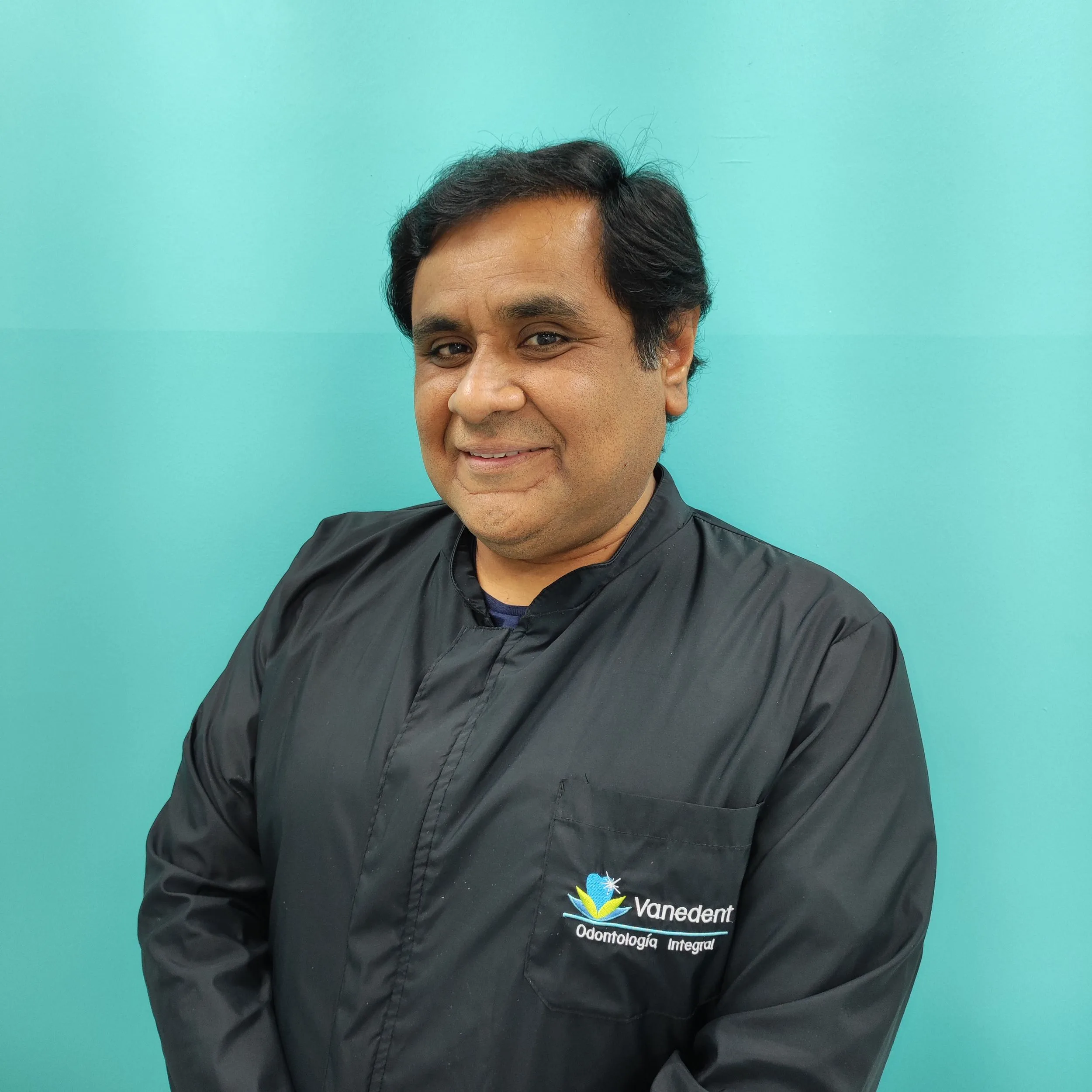 Odontologo Jorge Alamo dentista en lima peru