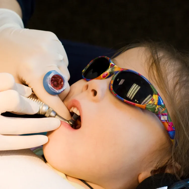 odonto pediatras dentista infantil